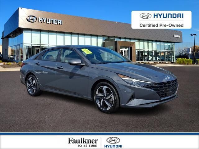 2023 Hyundai ELANTRA SEL