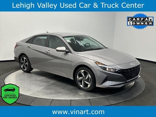 2023 Hyundai ELANTRA SEL