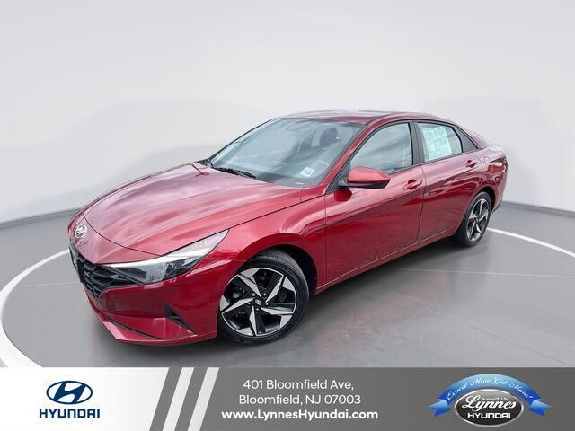 2023 Hyundai ELANTRA SEL — photo 1 of 13