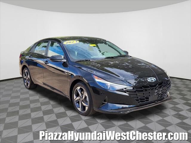 2023 Hyundai ELANTRA SEL — photo 1 of 13