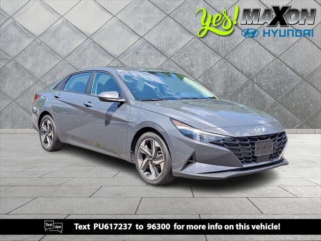2023 Hyundai ELANTRA SEL — photo 1 of 13