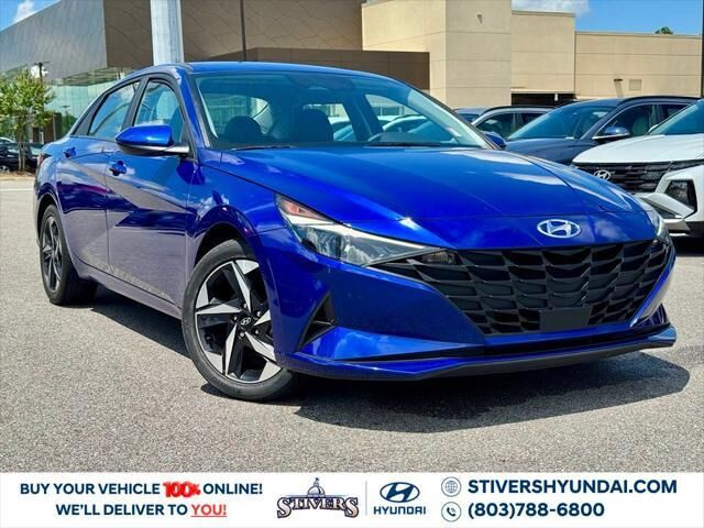 2023 Hyundai ELANTRA SEL — photo 1 of 11