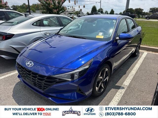 2023 Hyundai ELANTRA SEL