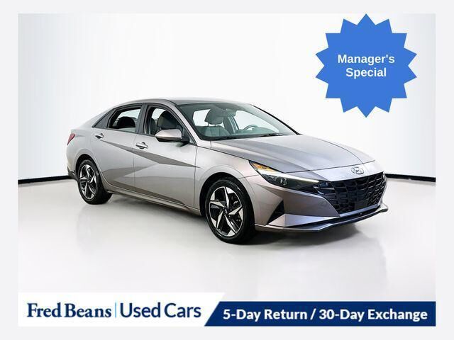 2023 Hyundai ELANTRA SEL