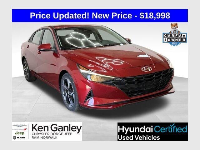 2023 Hyundai ELANTRA SEL