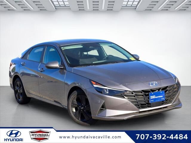 2022 Hyundai ELANTRA SEL — photo 1 of 13