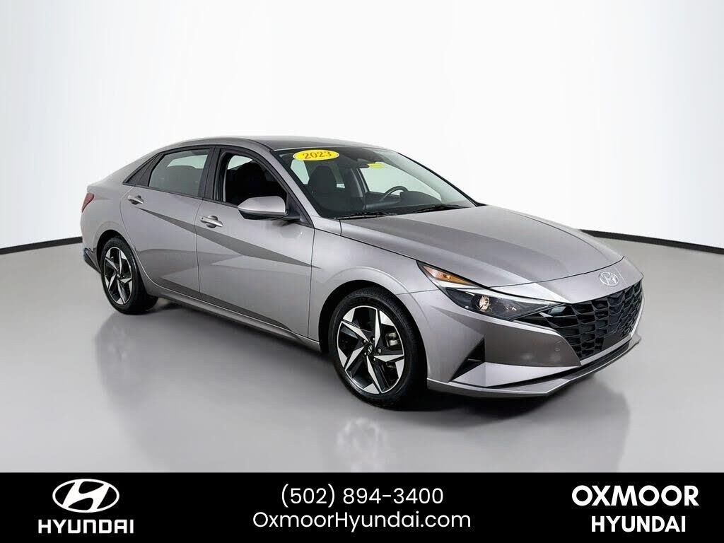 2023 Hyundai ELANTRA SEL — photo 1 of 1