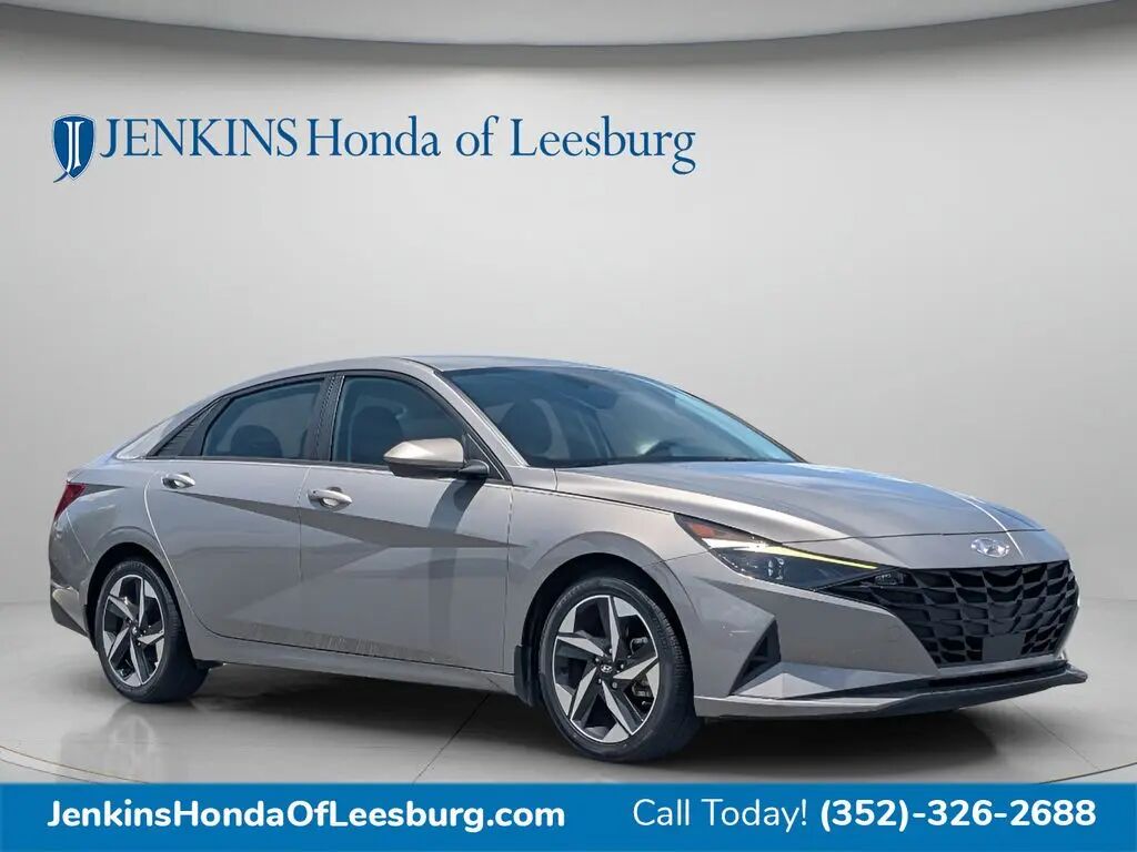 2023 Hyundai ELANTRA SEL — photo 1 of 13