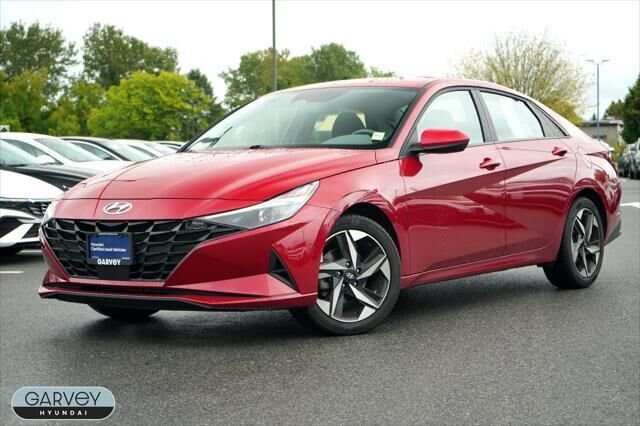 2023 Hyundai ELANTRA SEL — photo 1 of 13