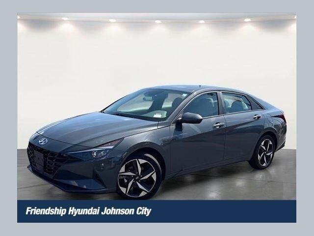 2023 Hyundai ELANTRA SEL — photo 1 of 13