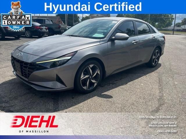 2023 Hyundai ELANTRA SEL