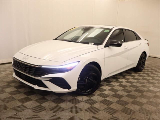 2026 Hyundai ELANTRA SEL Sport Premium — photo 1 of 2