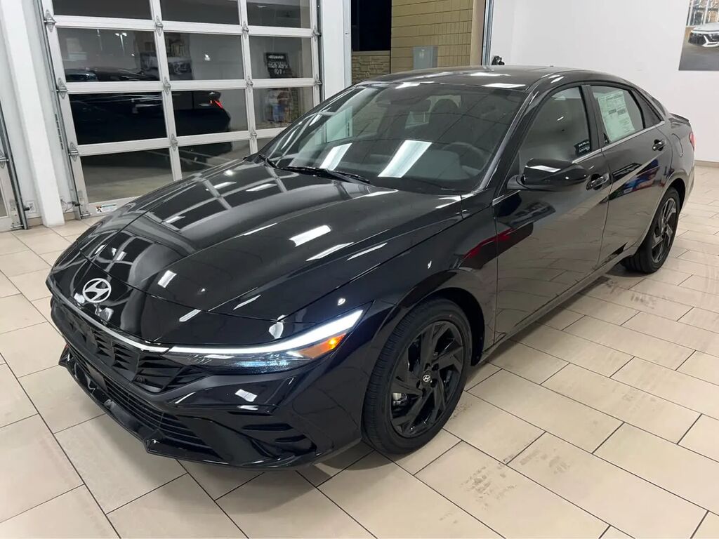 2026 Hyundai ELANTRA SEL Sport Premium — photo 1 of 13