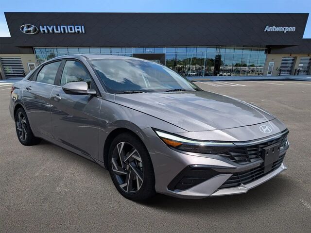 2025 Hyundai ELANTRA SEL Convenience