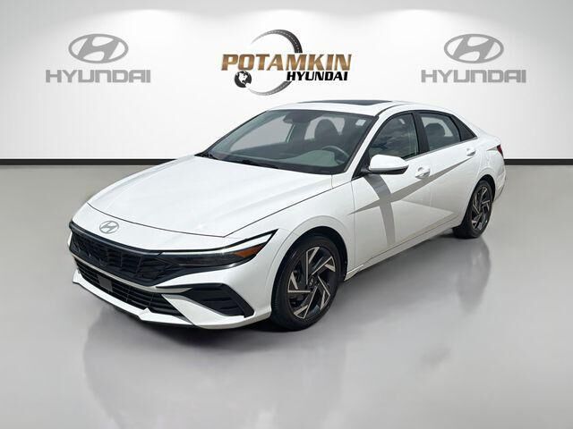 2024 Hyundai ELANTRA SEL — photo 1 of 13