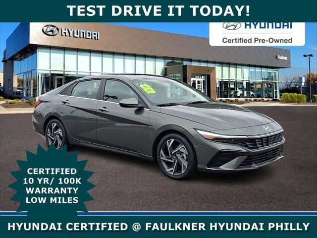 2025 Hyundai ELANTRA SEL Convenience — photo 1 of 5