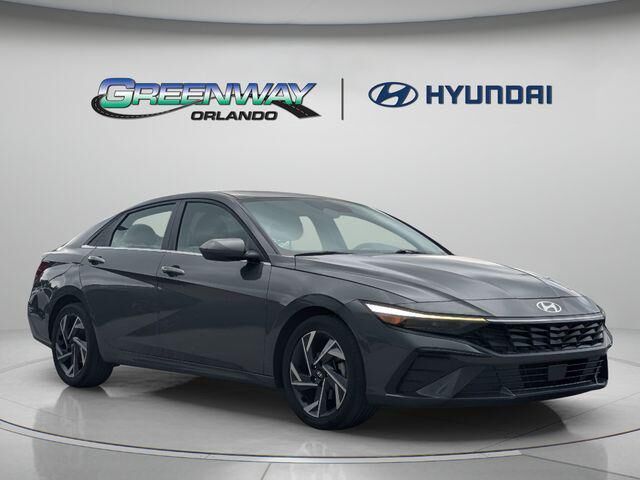 2024 Hyundai ELANTRA SEL — photo 1 of 13