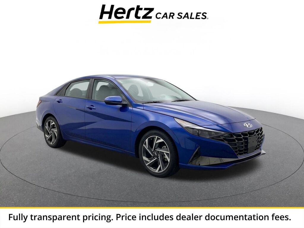 2025 Hyundai Elantra SEL Convenience — photo 1 of 2
