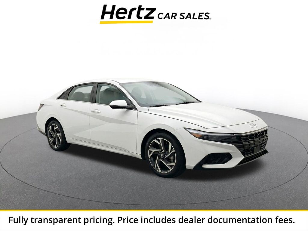 2025 Hyundai Elantra SEL Convenience — photo 1 of 1