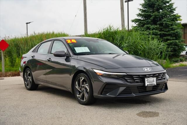 2024 Hyundai ELANTRA SEL