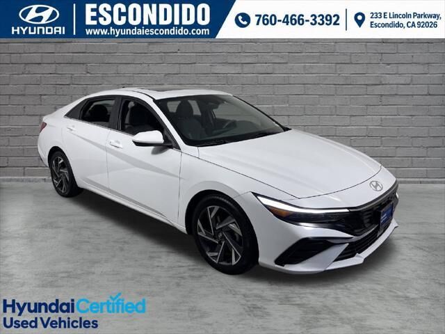 2025 Hyundai ELANTRA SEL Convenience — photo 1 of 13