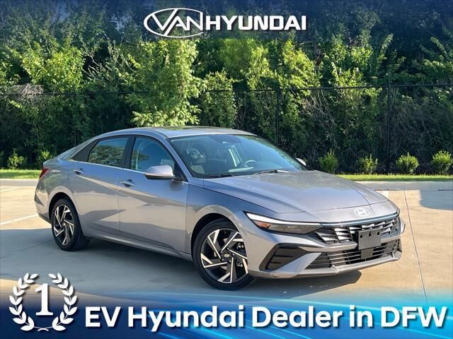 2025 Hyundai ELANTRA SEL Convenience — photo 1 of 13