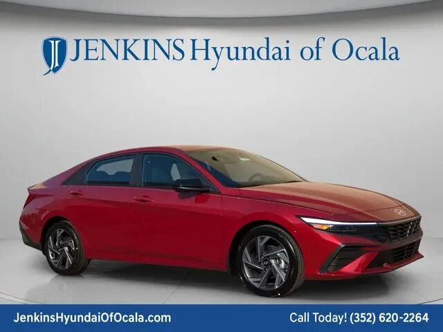 2025 Hyundai ELANTRA SEL Convenience — photo 1 of 11