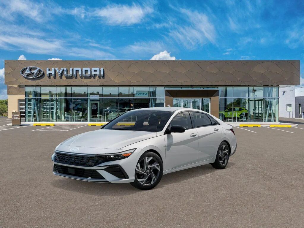 2026 Hyundai ELANTRA SEL Sport Premium — photo 1 of 13