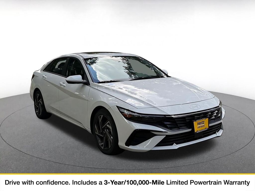 2025 Hyundai Elantra SEL Convenience — photo 1 of 11