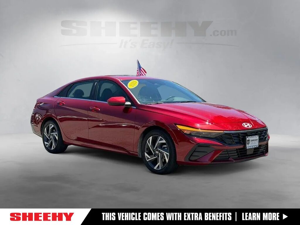 2024 Hyundai ELANTRA SEL — photo 1 of 10