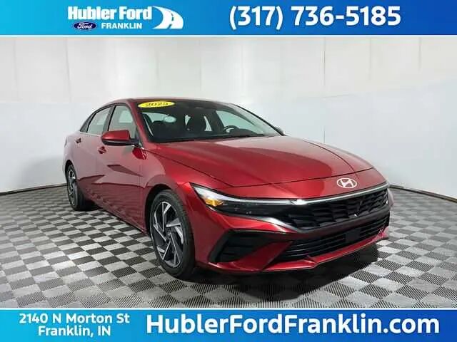 2025 Hyundai ELANTRA SEL Convenience — photo 1 of 13