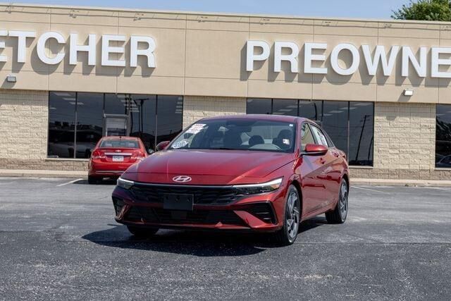 2025 Hyundai ELANTRA SEL Convenience