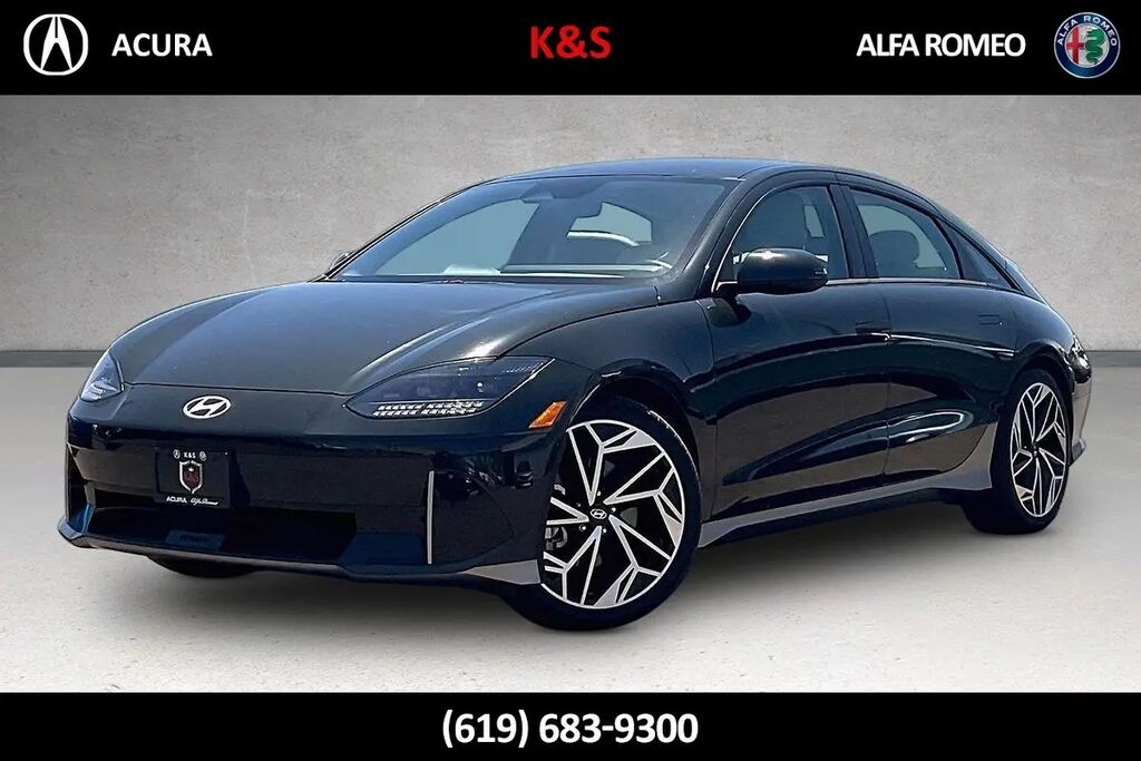 2023 Hyundai IONIQ 6 SEL — photo 1 of 8