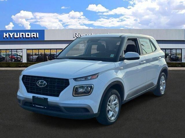 2022 Hyundai VENUE SE — photo 1 of 13