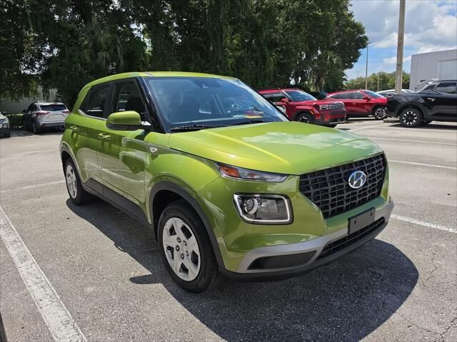 2020 Hyundai VENUE SE