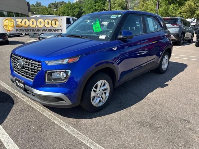 2023 Hyundai VENUE SE