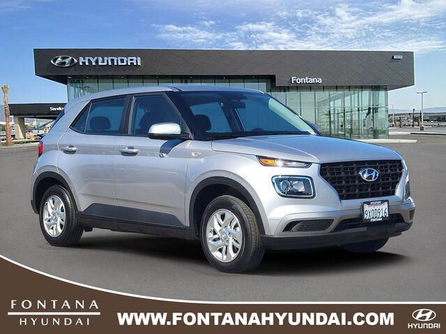 2026 Hyundai VENUE SE