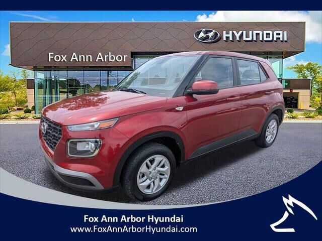 2024 Hyundai VENUE SE