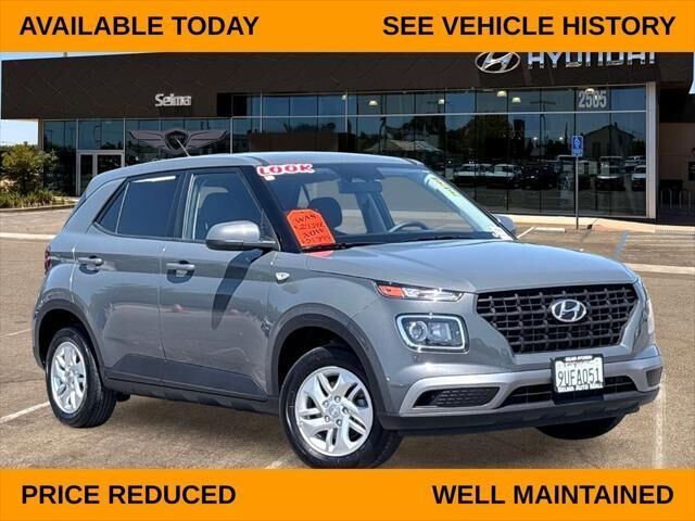 2025 Hyundai VENUE SE
