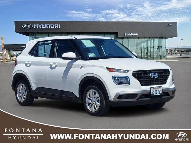 2026 Hyundai VENUE SE