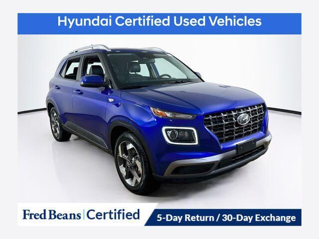 2024 Hyundai VENUE Limited — photo 1 of 13