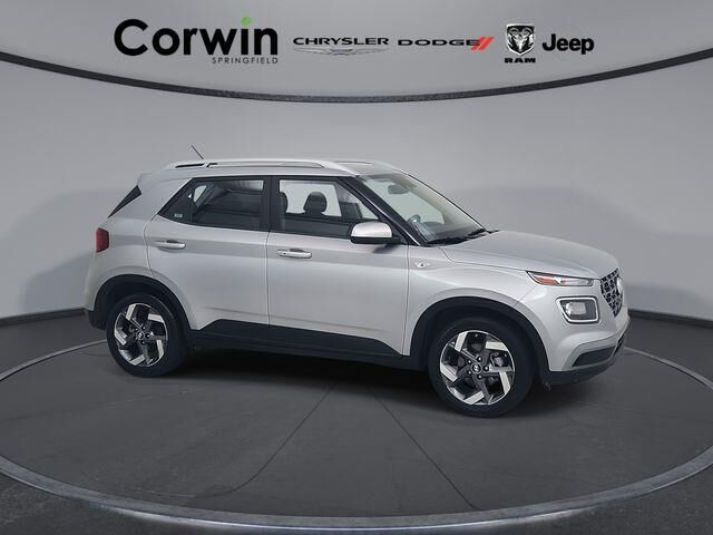 2025 Hyundai VENUE SEL