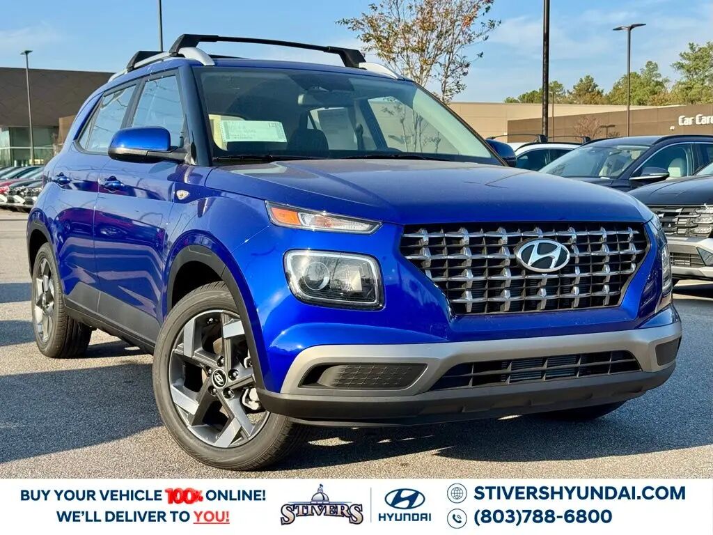 2026 Hyundai VENUE SEL — photo 1 of 11