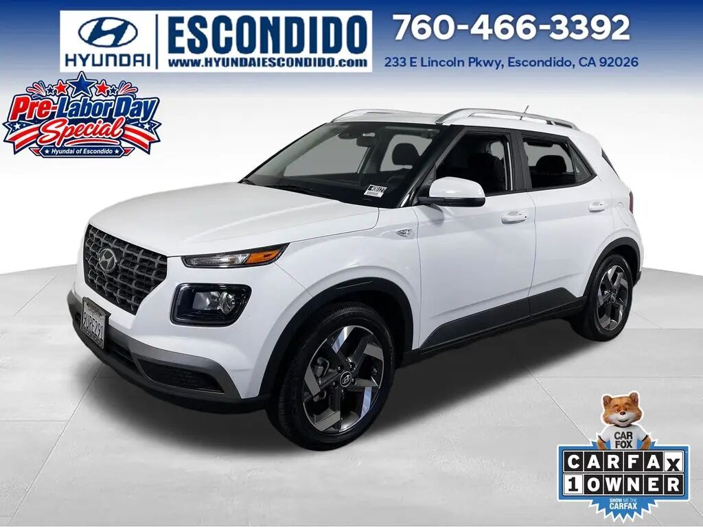 2025 Hyundai VENUE SEL — photo 1 of 13