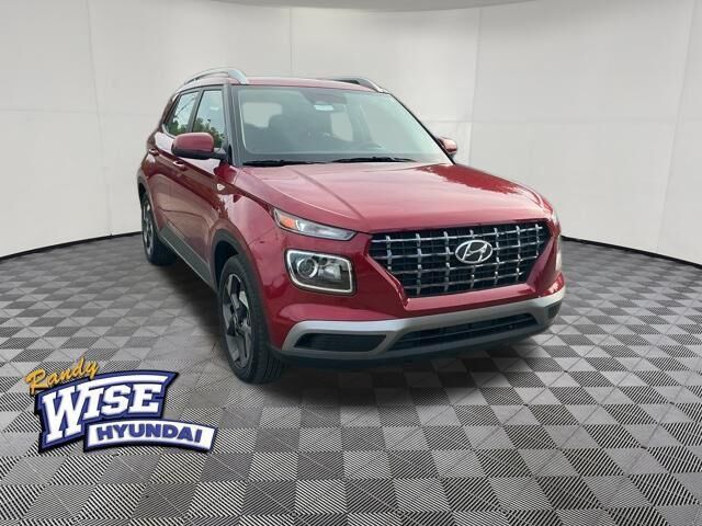 2026 Hyundai VENUE SEL — photo 1 of 13