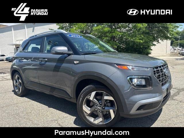 2023 Hyundai VENUE SEL