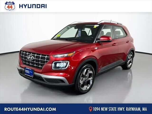 2024 Hyundai VENUE Limited
