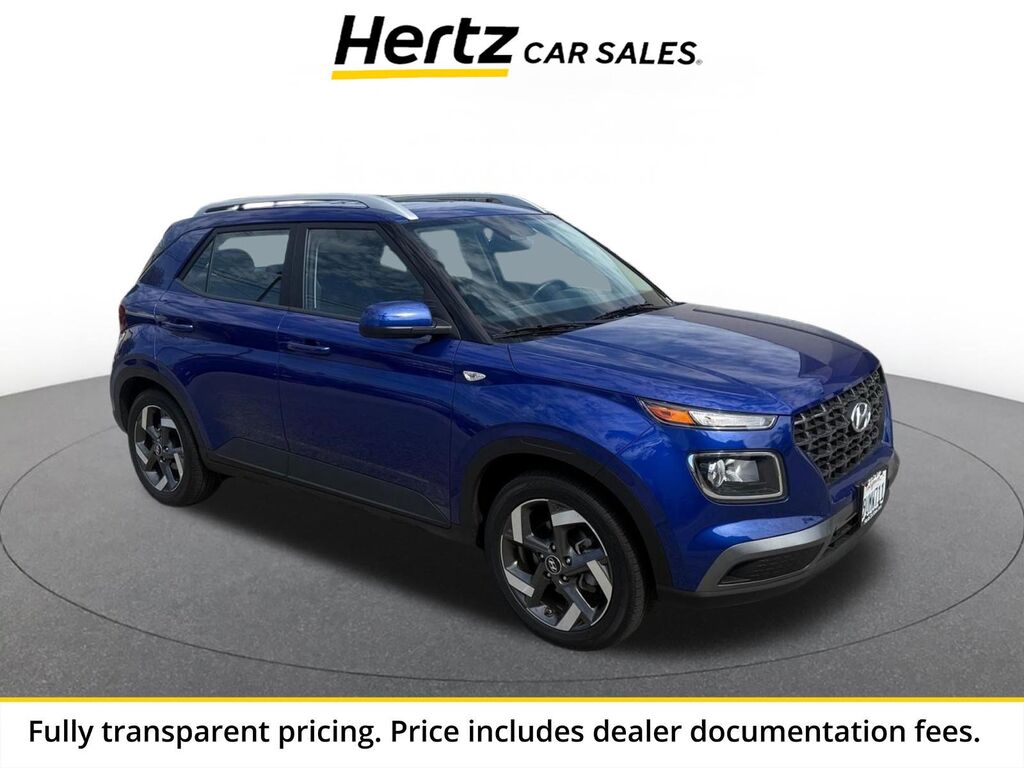 2025 Hyundai Venue SEL — photo 1 of 13