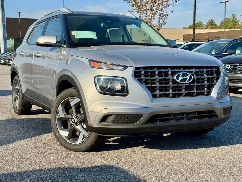 2026 Hyundai VENUE SEL