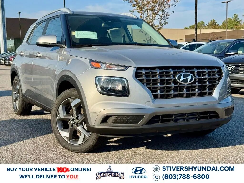 2026 Hyundai VENUE SEL — photo 1 of 11
